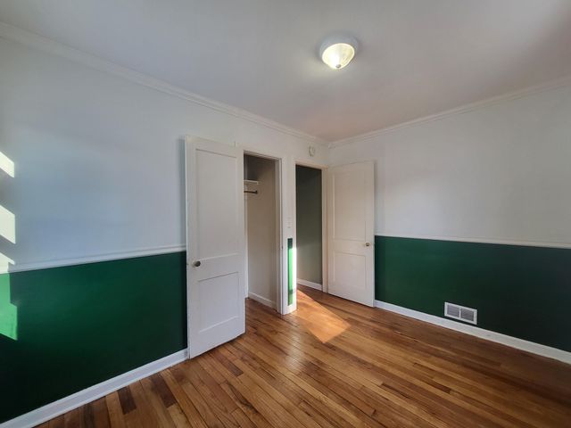 2302 Maplewood Avenue, Lansing, MI 48910