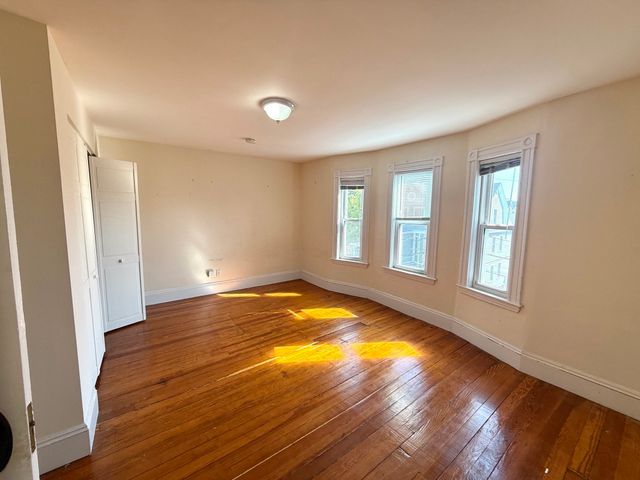 82 Prichard Ave. 2, Somerville, MA 02144