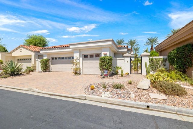 469 White Horse Trail, Palm Desert, CA 92211