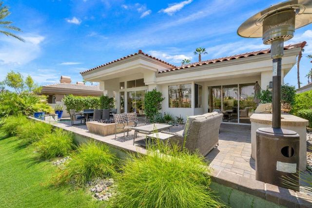 469 White Horse Trail, Palm Desert, CA 92211