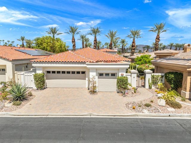 469 White Horse Trail, Palm Desert, CA 92211