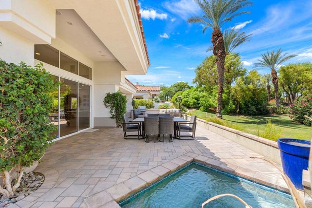 469 White Horse Trail, Palm Desert, CA 92211