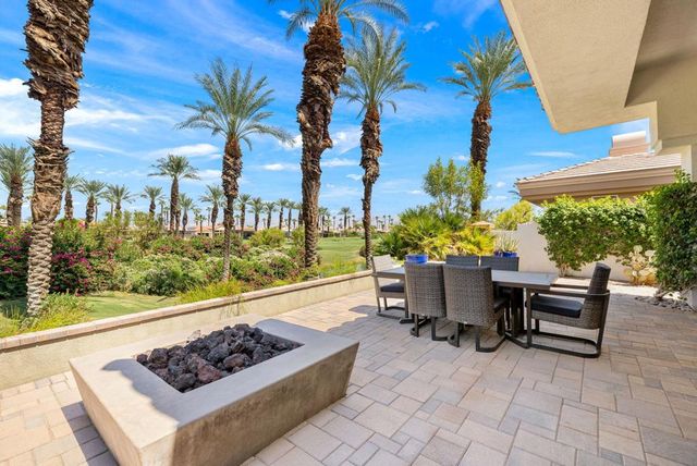 469 White Horse Trail, Palm Desert, CA 92211