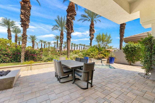 469 White Horse Trail, Palm Desert, CA 92211