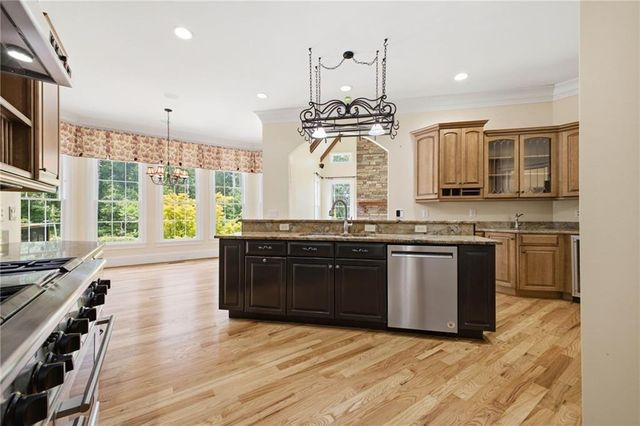 5 Saint Andrews Way SW, Rome, GA 30165