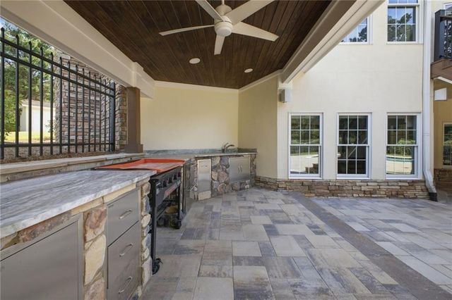 5 Saint Andrews Way SW, Rome, GA 30165