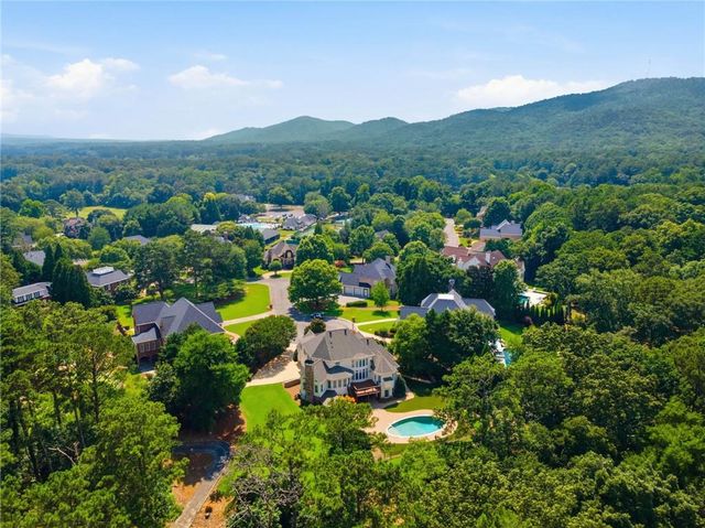 5 Saint Andrews Way SW, Rome, GA 30165