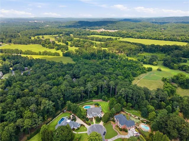 5 Saint Andrews Way SW, Rome, GA 30165