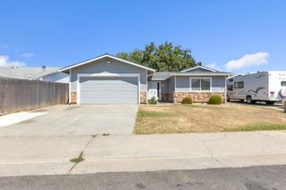 8615 Janon Ct, Sacramento, CA 95828