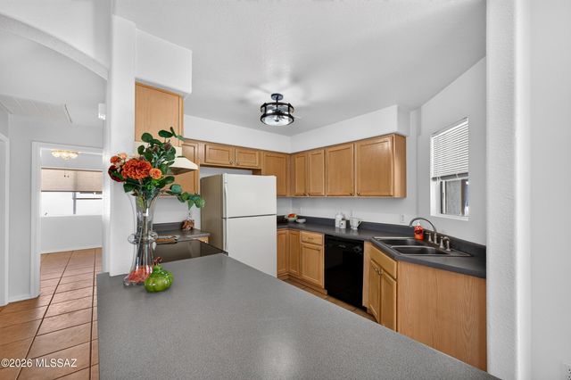 12692 N Owl Head Canyon Road, Marana, AZ 85658