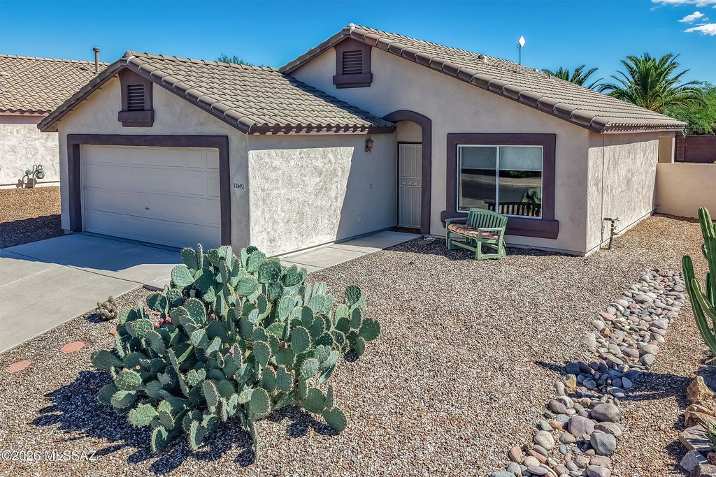 12692 N Owl Head Canyon Road, Marana, AZ 85658