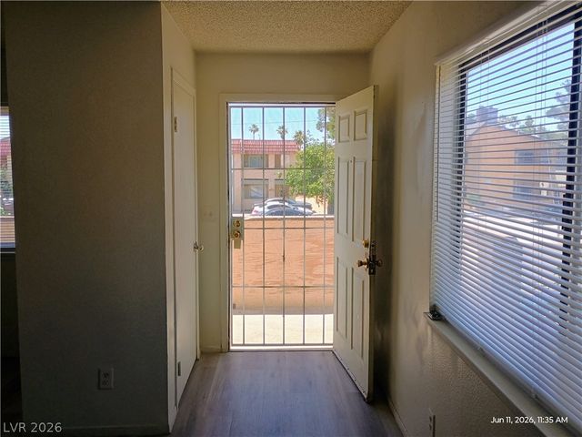 6228 Ilanos Lane C, Las Vegas, NV 89108