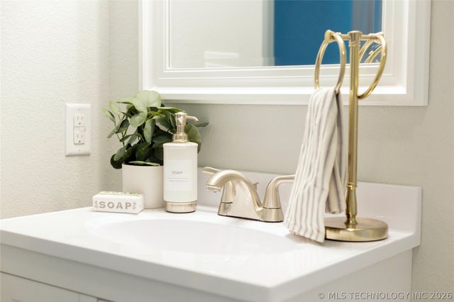 100 S 2nd Street, Haileyville, OK 74546