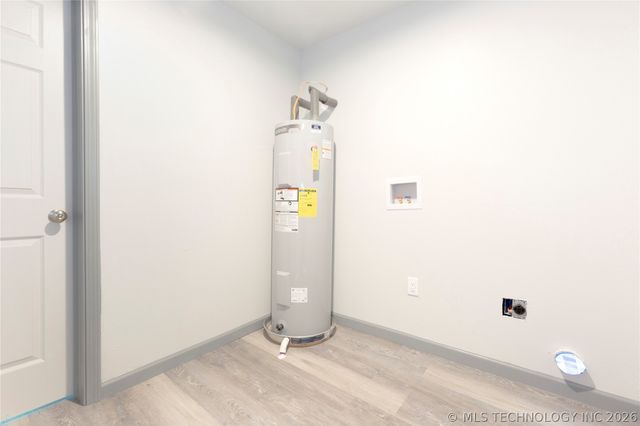 100 S 2nd Street, Haileyville, OK 74546