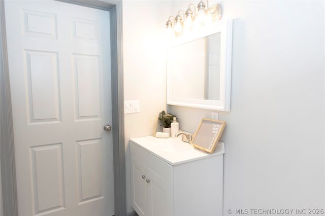 100 S 2nd Street, Haileyville, OK 74546