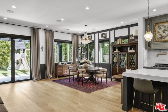 13431 Weddington Street, Sherman Oaks, CA 91401