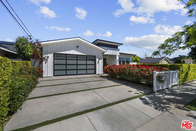 13431 Weddington Street, Sherman Oaks, CA 91401