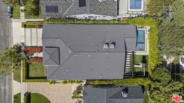 13431 Weddington Street, Sherman Oaks, CA 91401