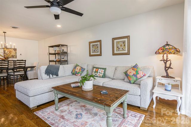 461 Britton Creek Drive, Hendersonville, NC 28791