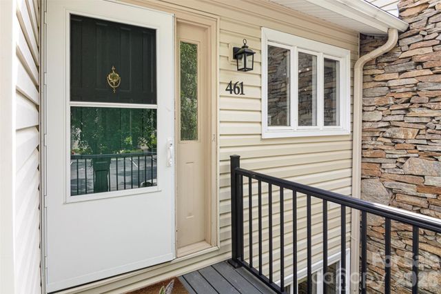 461 Britton Creek Drive, Hendersonville, NC 28791
