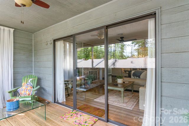 461 Britton Creek Drive, Hendersonville, NC 28791