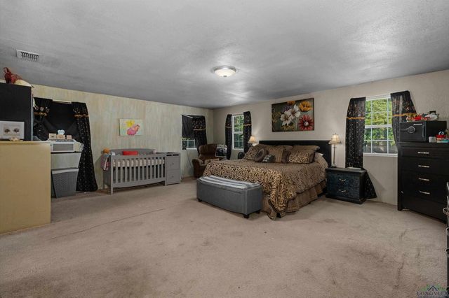 315 S Forest Lake, Longview, TX 75605