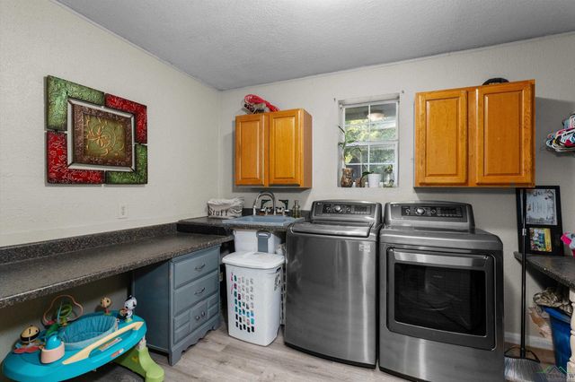 315 S Forest Lake, Longview, TX 75605