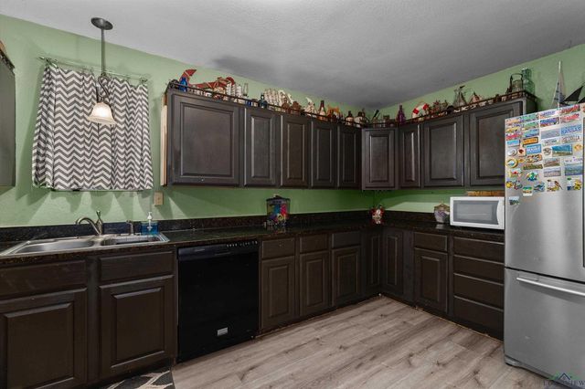 315 S Forest Lake, Longview, TX 75605