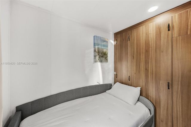 5511 Woodland Ln 0, Dania Beach, FL 33312