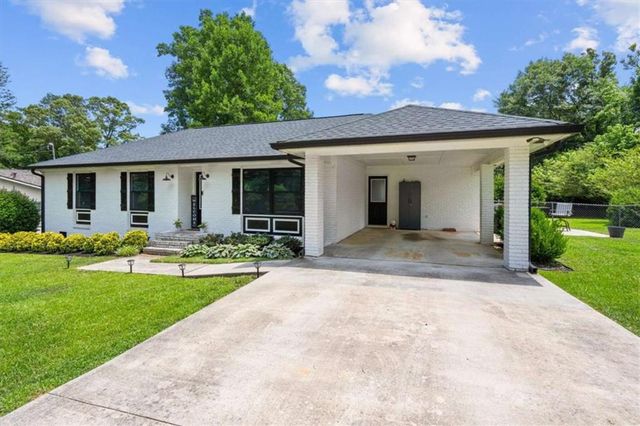 432 Sally Ann Circle, Bowdon, GA 30108
