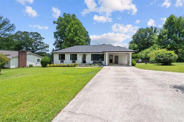 432 Sally Ann Circle, Bowdon, GA 30108