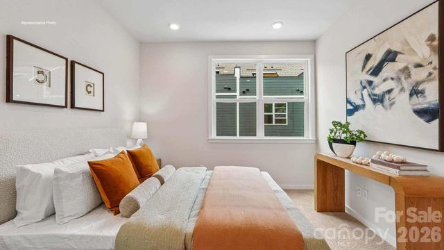 821 Hammers Lane, Charlotte, NC 28205