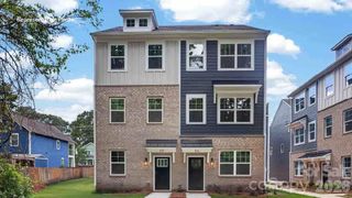 821 Hammers Lane, Charlotte, NC 28205