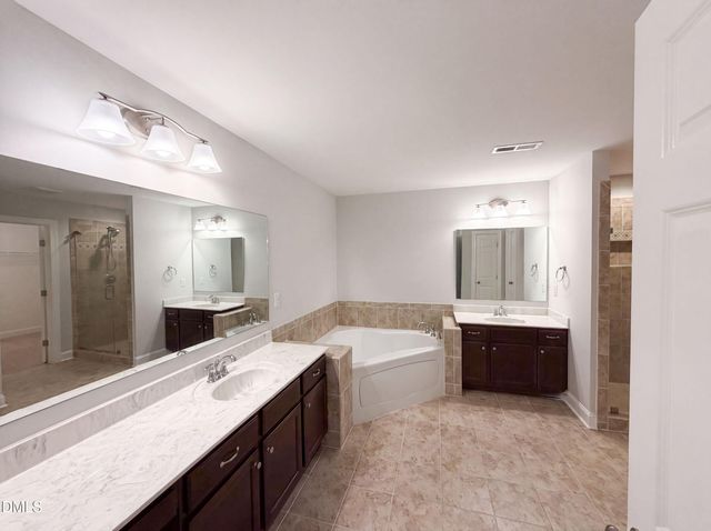 2501 Gray Hawk Trail, Zebulon, NC 27597