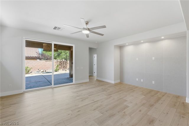 6504 Birdhouse Street, North Las Vegas, NV 89084