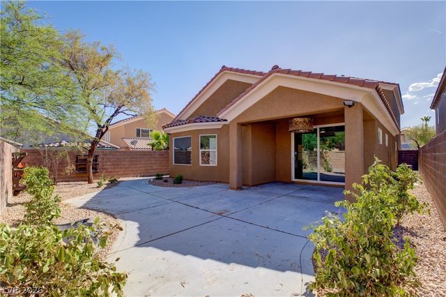 6504 Birdhouse Street, North Las Vegas, NV 89084