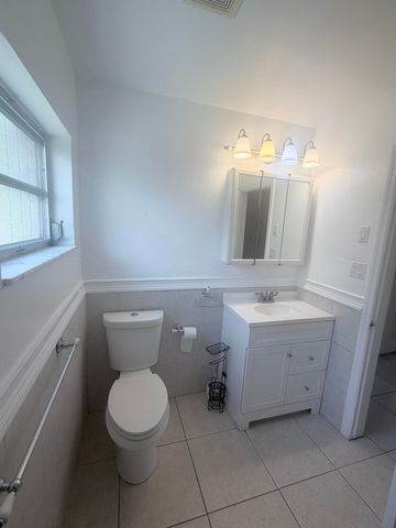 7302 WESTWOOD Drive, Tamarac, FL 33321
