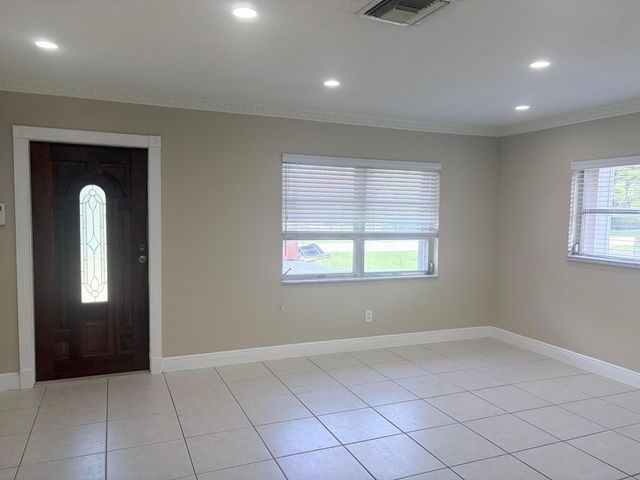 7302 WESTWOOD Drive, Tamarac, FL 33321