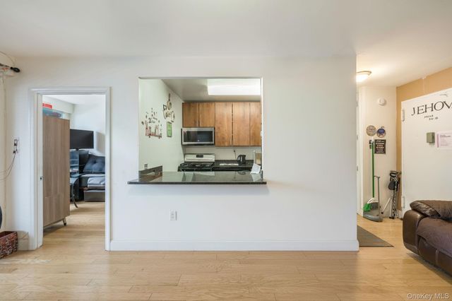 12205 Flatlands Avenue 4G, Brooklyn, NY 11207