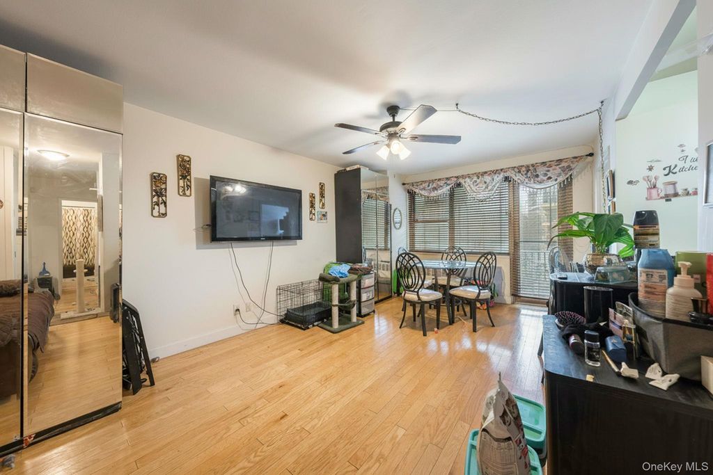 12205 Flatlands Avenue 4G, Brooklyn, NY 11207