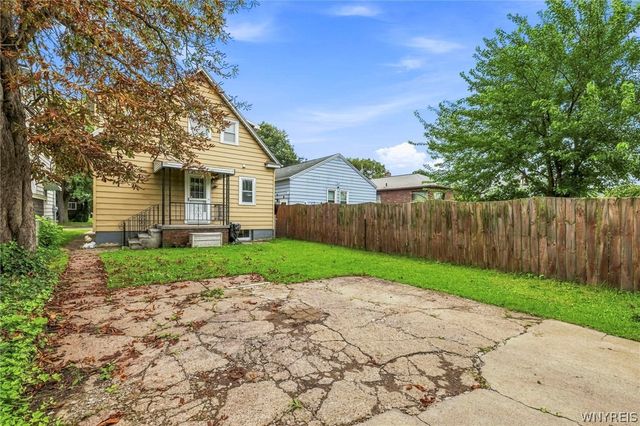 2788 Monroe Avenue, Niagara Falls, NY 14303