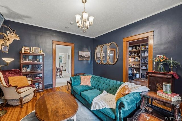 2788 Monroe Avenue, Niagara Falls, NY 14303