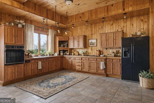 1478 Shinbone Valley Road, Lafayette, GA 30728