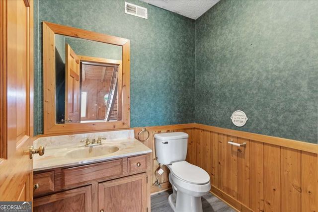 1478 Shinbone Valley Road, Lafayette, GA 30728