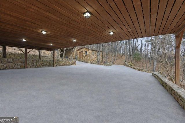 1478 Shinbone Valley Road, Lafayette, GA 30728