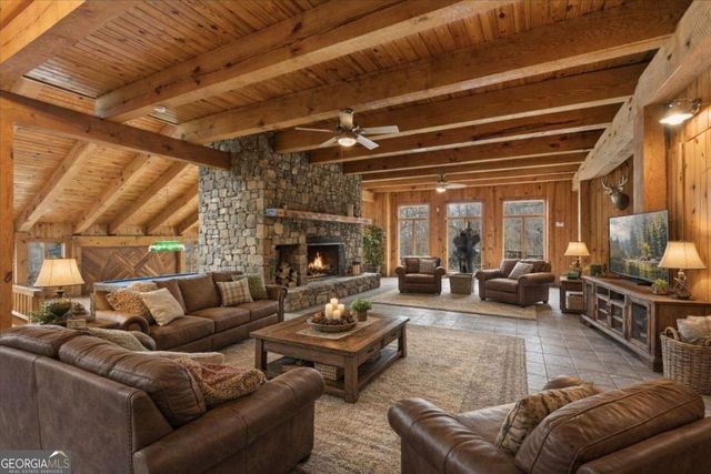 1478 Shinbone Valley Road, Lafayette, GA 30728