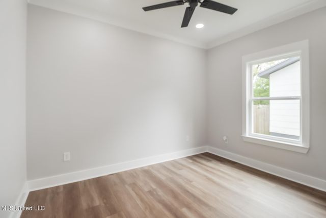 117 Oak View Avenue, Long Beach, MS 39560