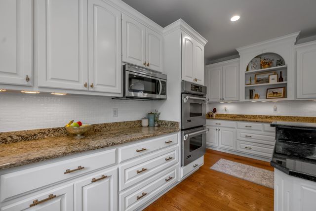 310 Ironwood Circle, Paris, KY 40361