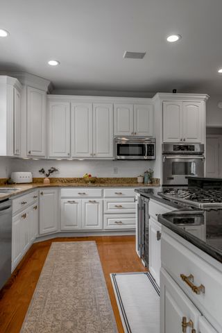 310 Ironwood Circle, Paris, KY 40361