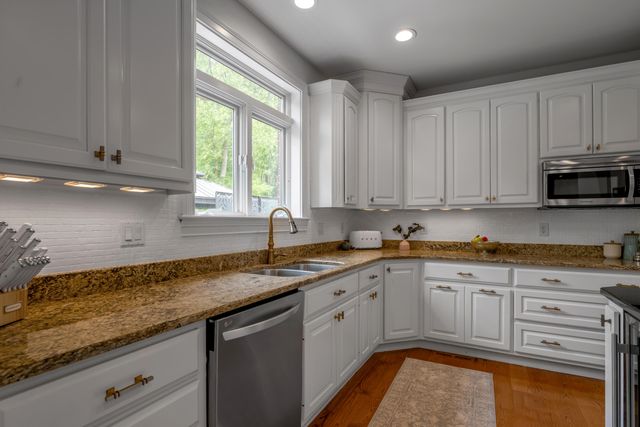 310 Ironwood Circle, Paris, KY 40361